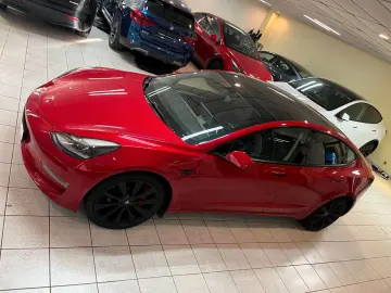 TESLA Model 3 Perform. erw.Autopilot kaufe Teslas an