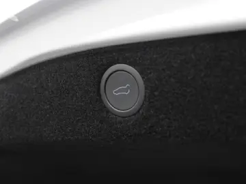 TESLA Model 3 RWD Autopilot Panorama Netto 28.780#0605