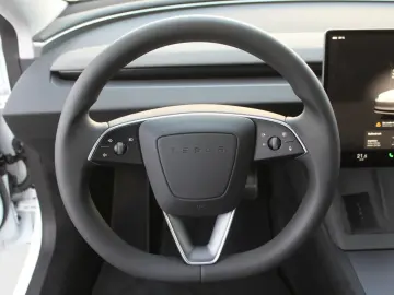 TESLA Model 3 RWD Autopilot Panorama Netto 28.780#0605