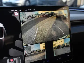 TESLA Model 3 RWD Autopilot Panorama Netto 28.780#0605