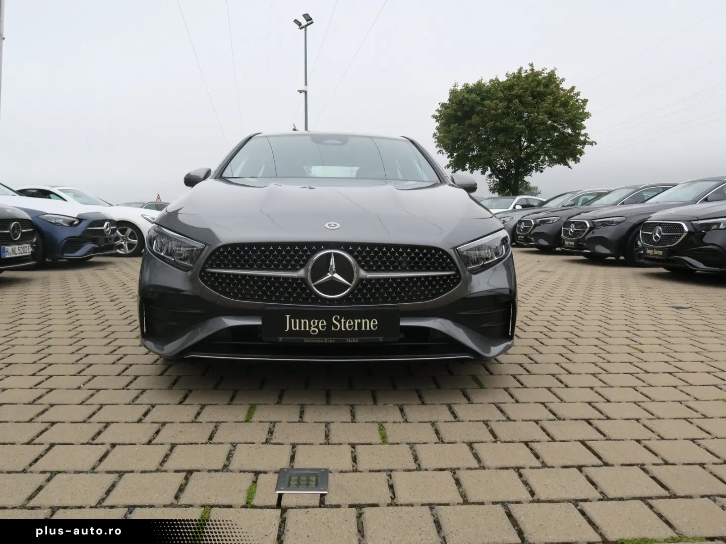 MERCEDES-BENZ A 180 AMG Line