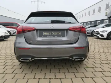 MERCEDES-BENZ A 180 AMG Line