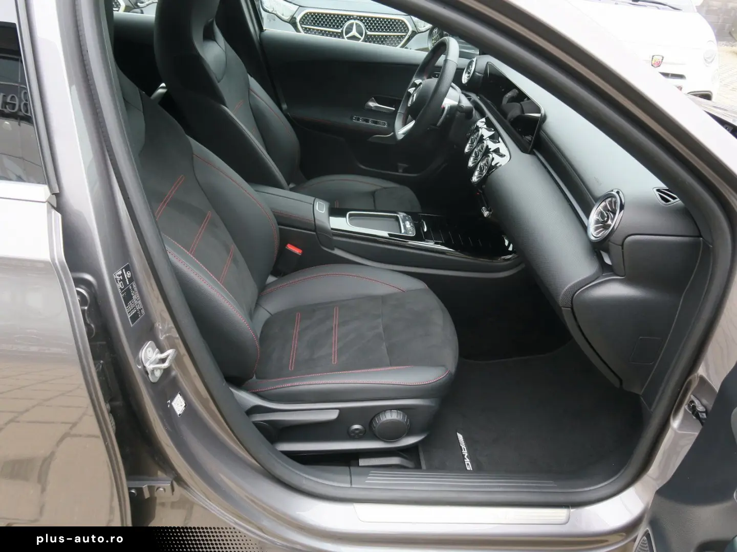 MERCEDES-BENZ A 180 AMG Line