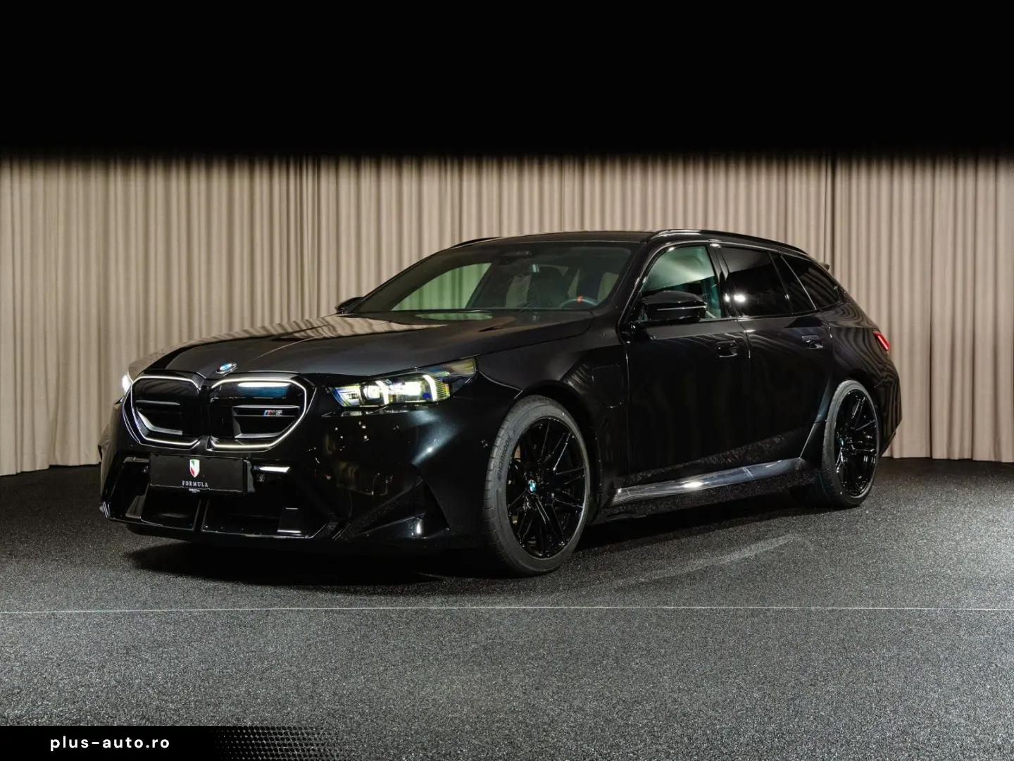 BMW M5 Touring  B&W  M Drivers  Panorama  HUD  AHK