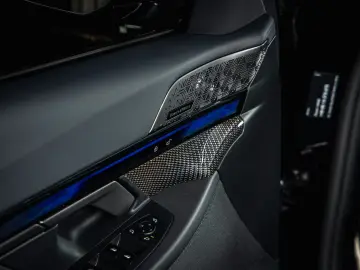 BMW M5 Touring  B&W  M Drivers  Panorama  HUD  AHK