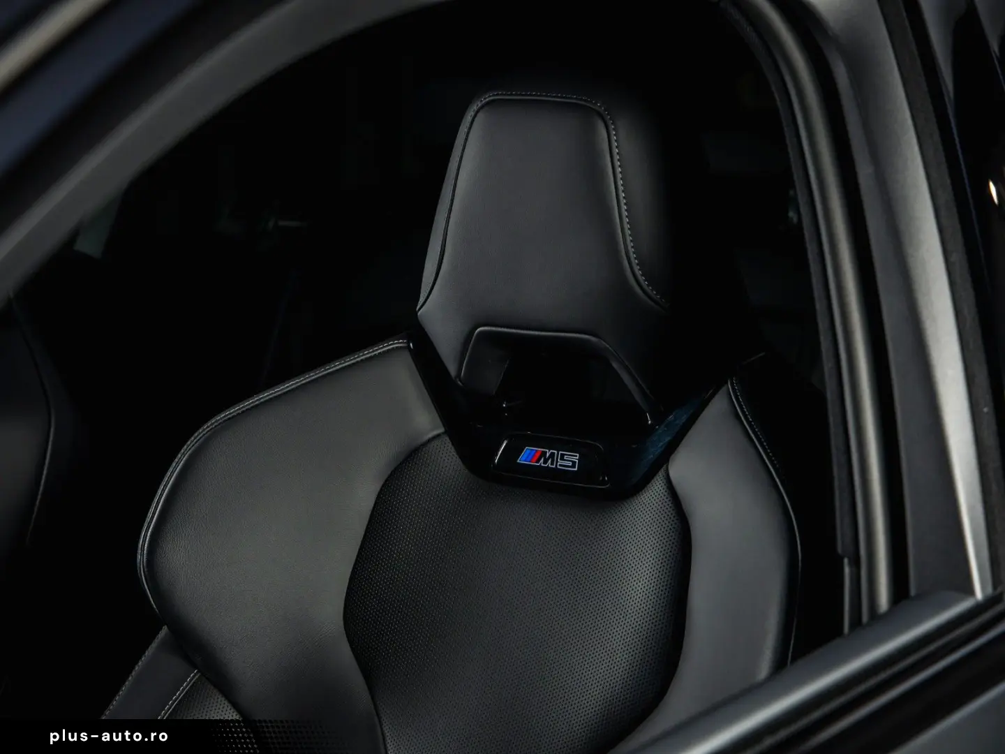 BMW M5 Touring  B&W  M Drivers  Panorama  HUD  AHK