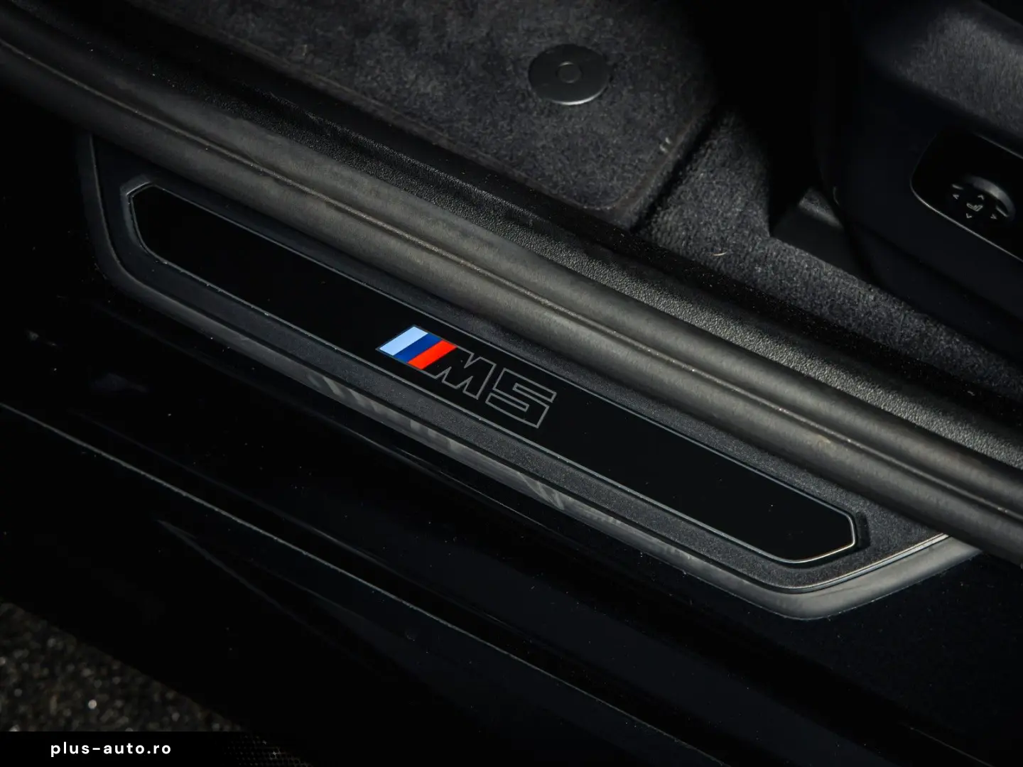 BMW M5 Touring  B&W  M Drivers  Panorama  HUD  AHK