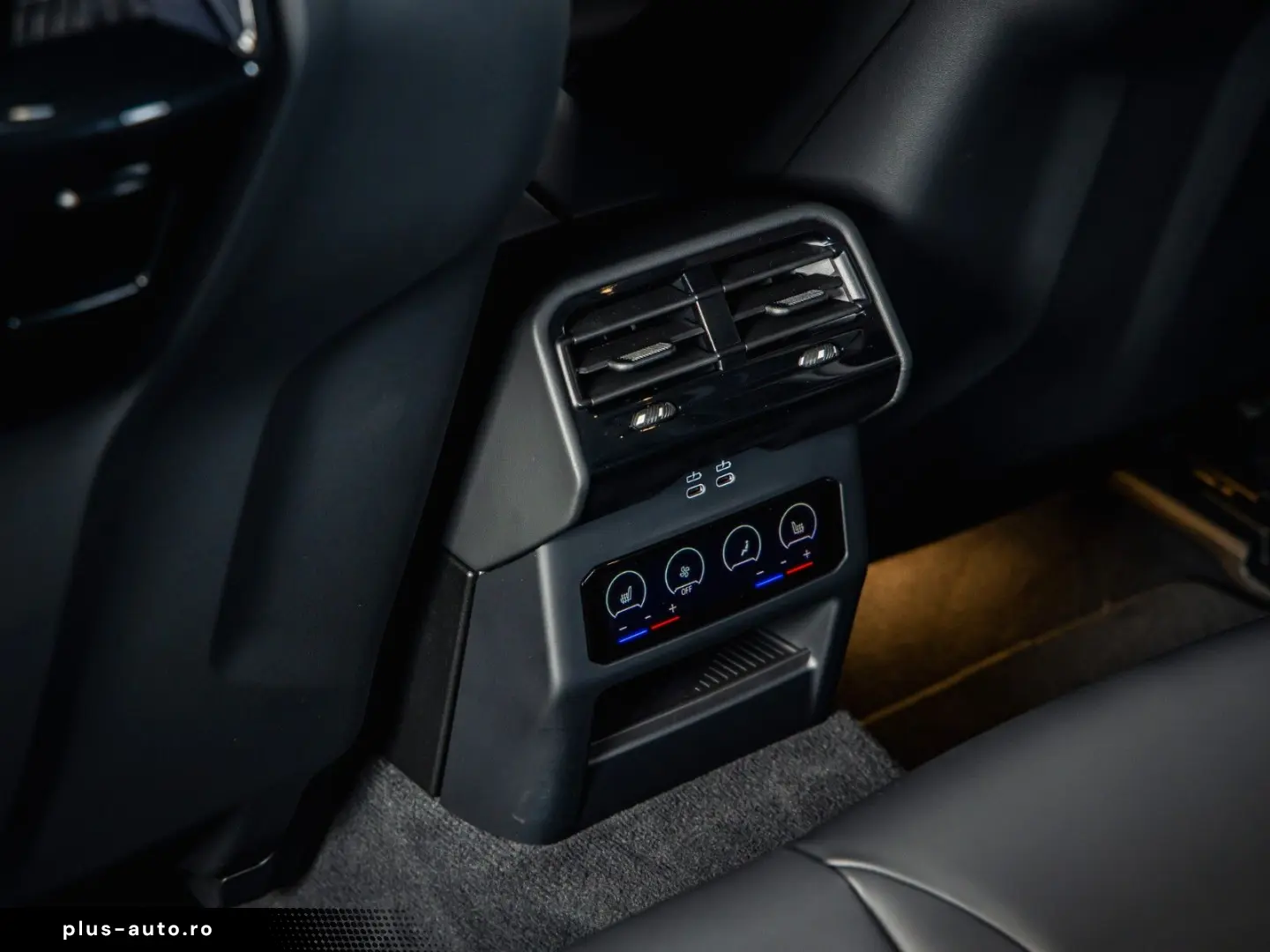 BMW M5 Touring  B&W  M Drivers  Panorama  HUD  AHK