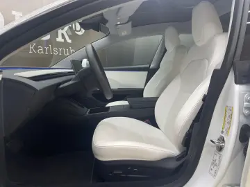 TESLA Model 3 Long Rang Dual Highland AWD PANO ACC 360