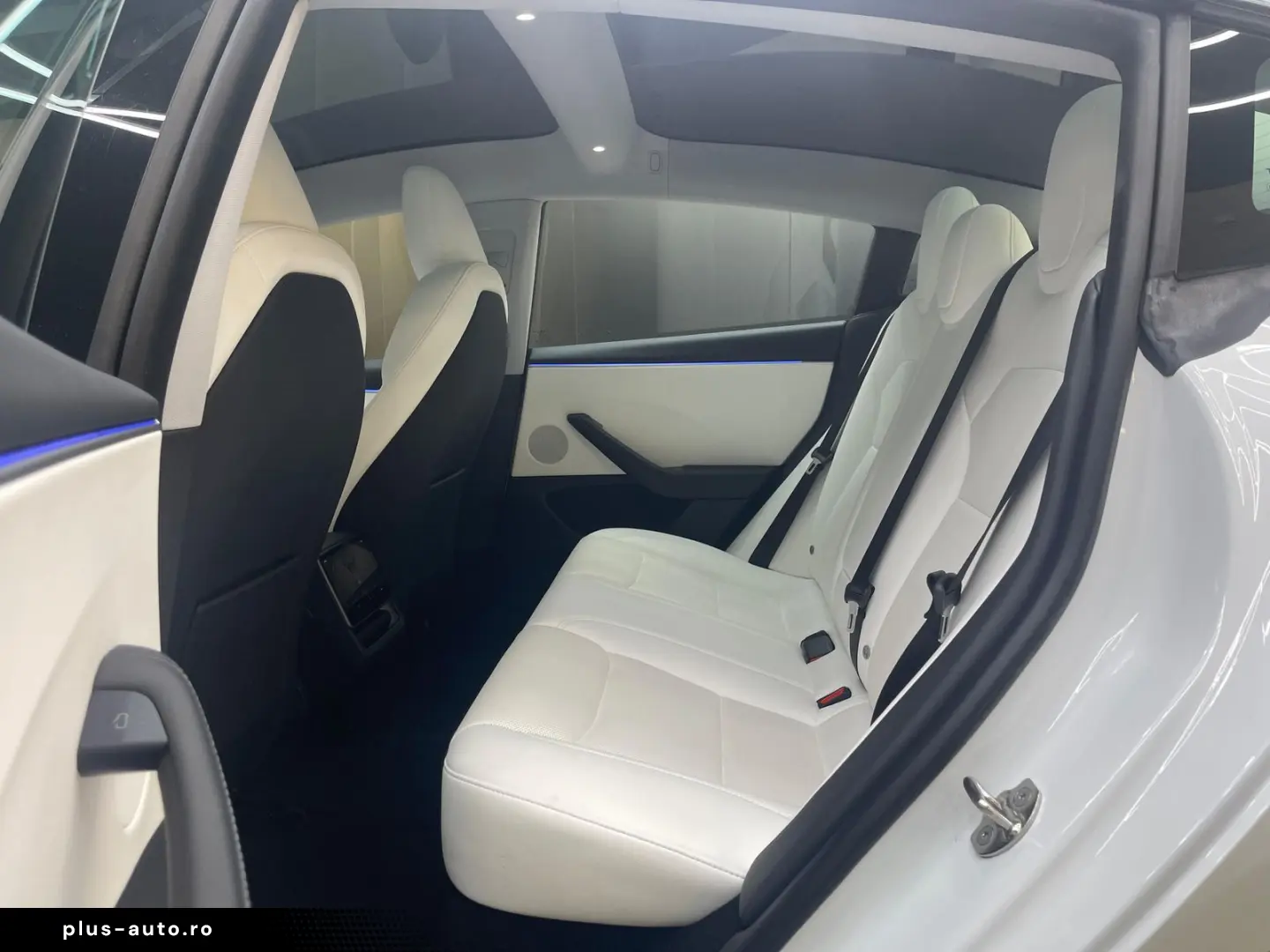TESLA Model 3 Long Rang Dual Highland AWD PANO ACC 360