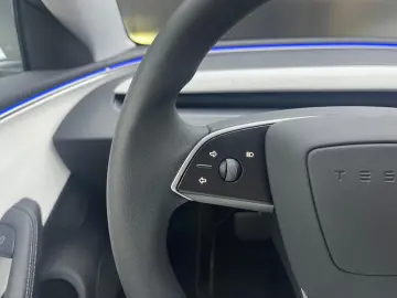 TESLA Model 3 Long Rang Dual Highland AWD PANO ACC 360