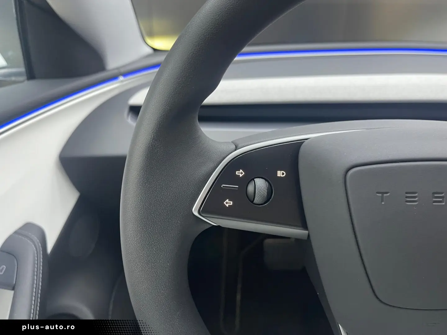 TESLA Model 3 Long Rang Dual Highland AWD PANO ACC 360