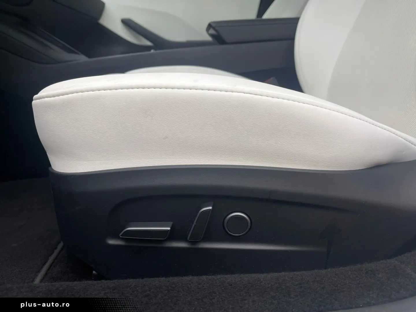 TESLA Model 3 Long Rang Dual Highland AWD PANO ACC 360