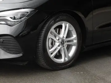 MERCEDES-BENZ CLA 180 Rückfahrkamera Sitzheizung MBU&hellip;