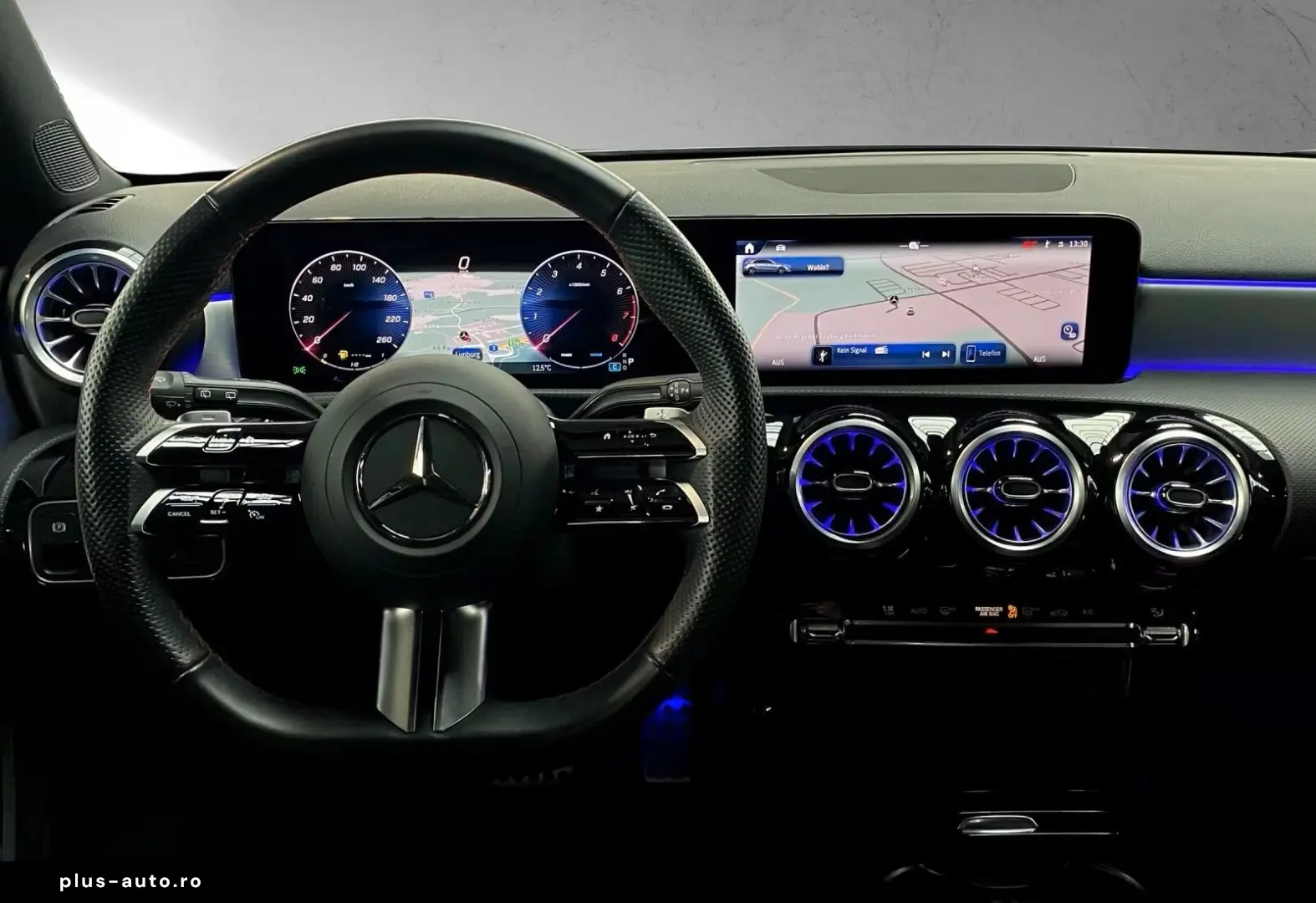 MERCEDES-BENZ A 200 AMG Line