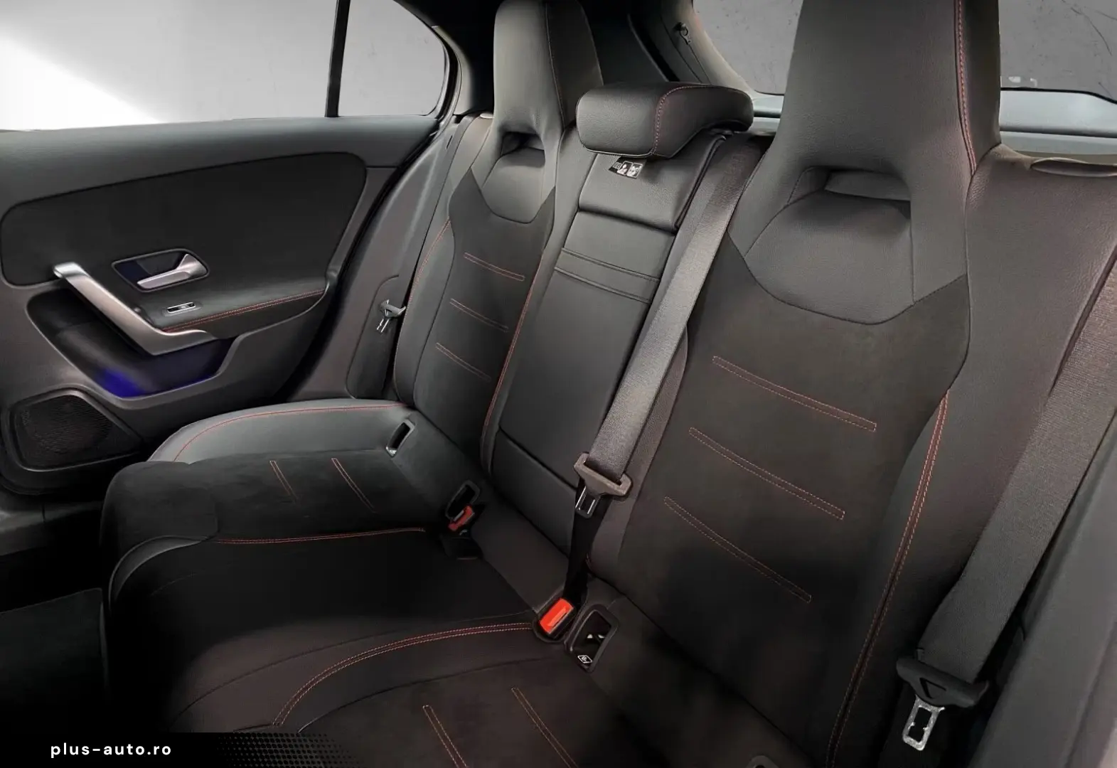 MERCEDES-BENZ A 200 AMG Line