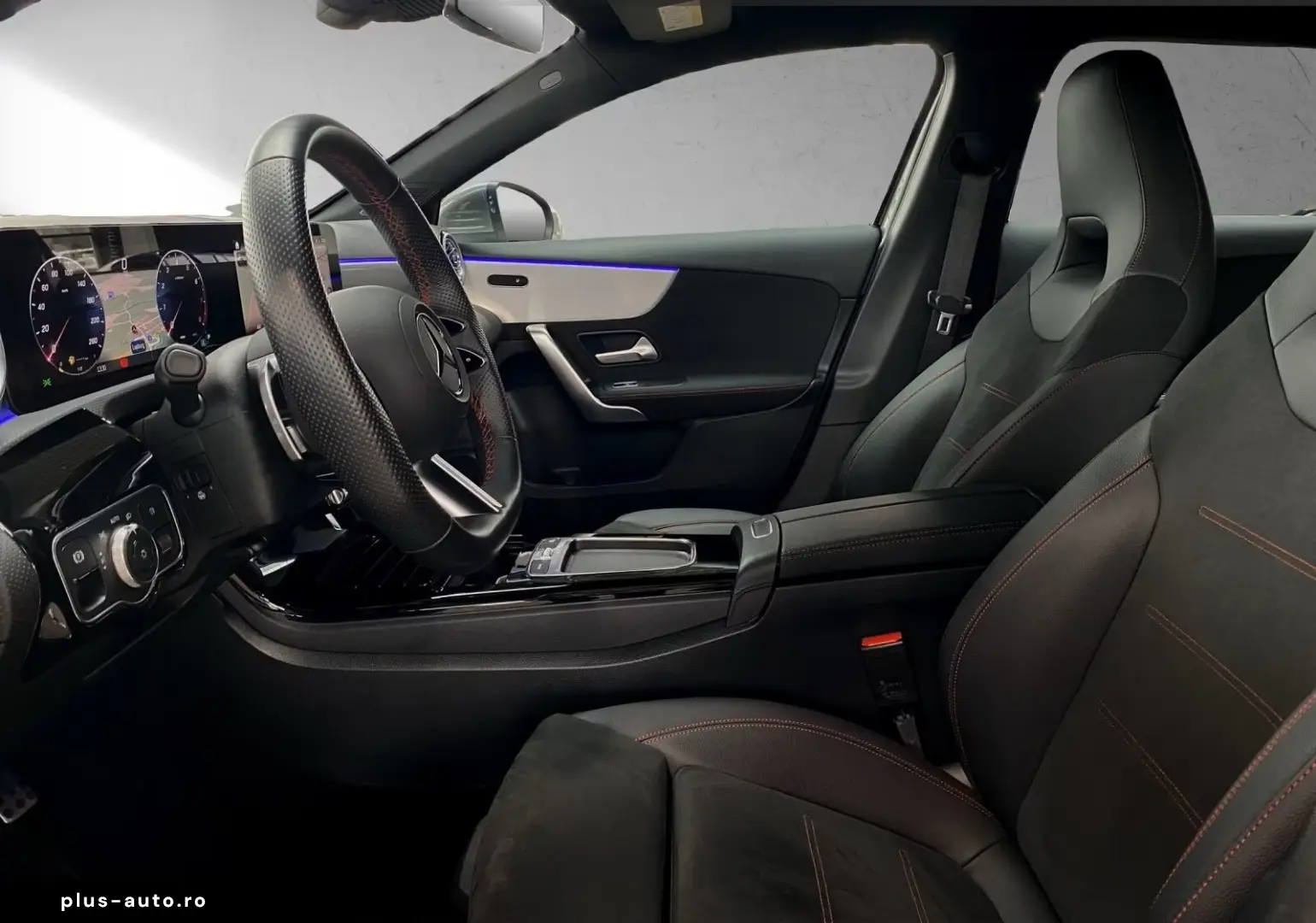 MERCEDES-BENZ A 200 AMG Line