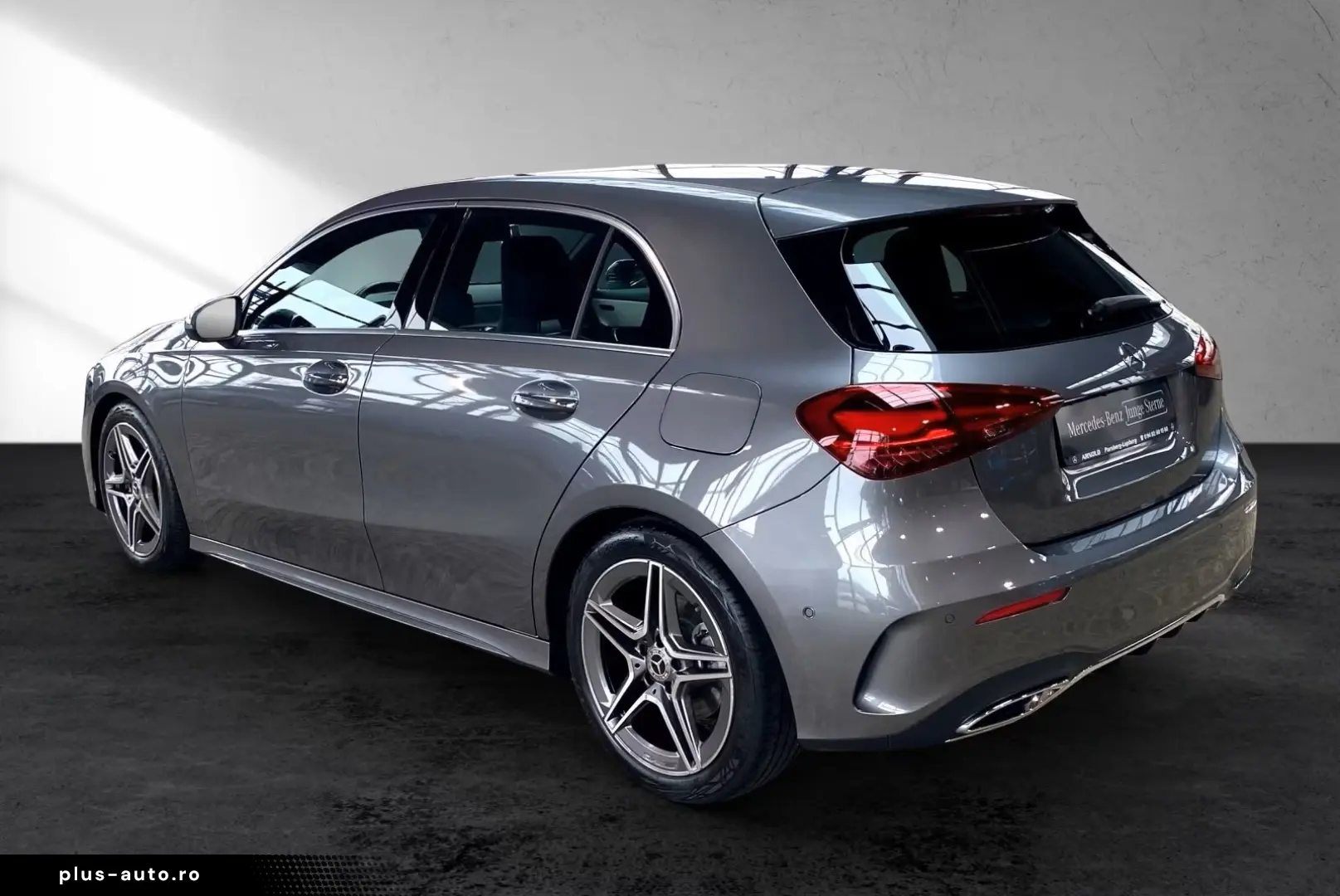 MERCEDES-BENZ A 200 AMG Line