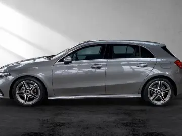 MERCEDES-BENZ A 200 AMG Line