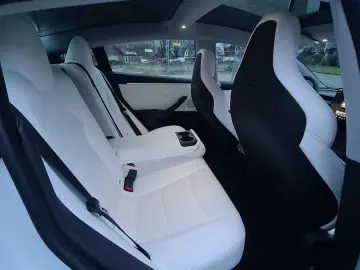 TESLA Model 3 Performance 2024 Highland White White