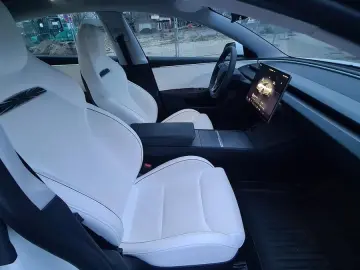 TESLA Model 3 Performance 2024 Highland White White