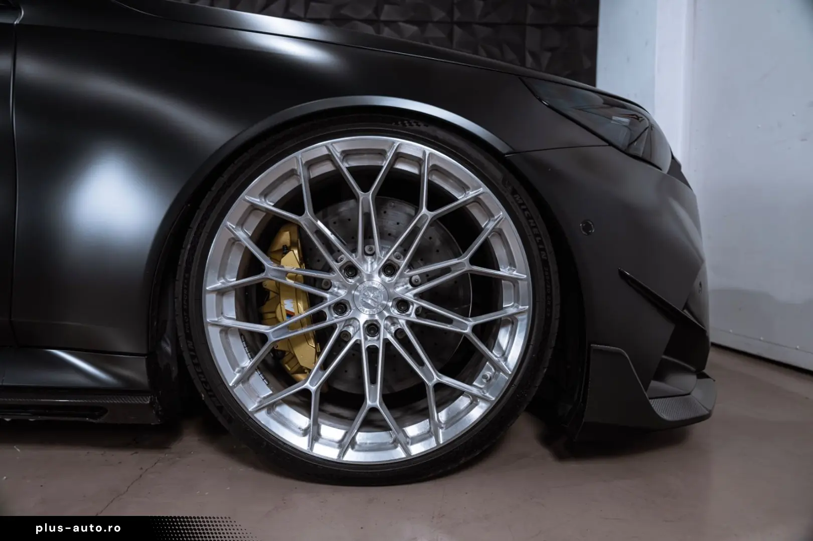 BMW 1000  PS   Vollcarbon   Ceramic   KW V4