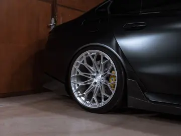 BMW 1000  PS   Vollcarbon   Ceramic   KW V4