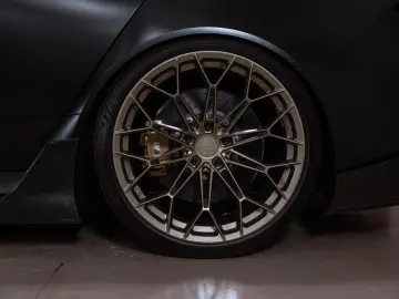 BMW 1000  PS   Vollcarbon   Ceramic   KW V4