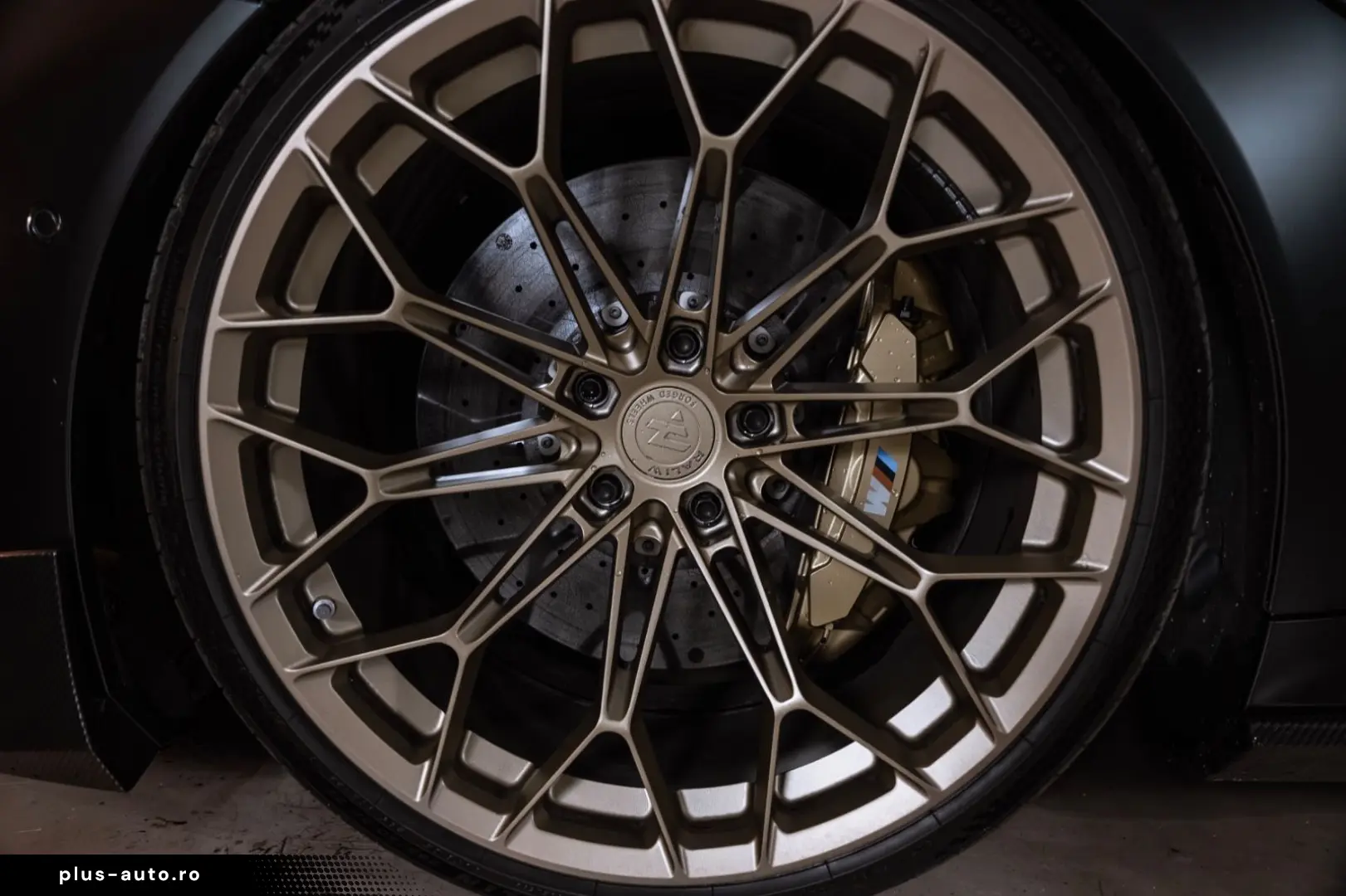 BMW 1000  PS   Vollcarbon   Ceramic   KW V4