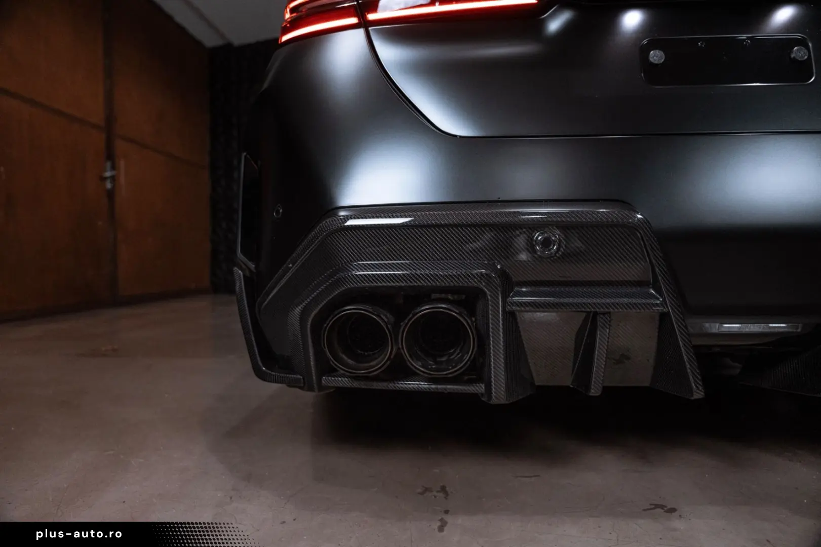 BMW 1000  PS   Vollcarbon   Ceramic   KW V4