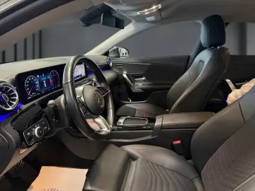 MERCEDES-BENZ CLA 200 d Coupé PROGR. KAM. MBUX LED AMBI. AHK