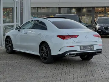 MERCEDES-BENZ CLA 250e Coupe AMG LEDER PANO ACC RFK DAB 18
