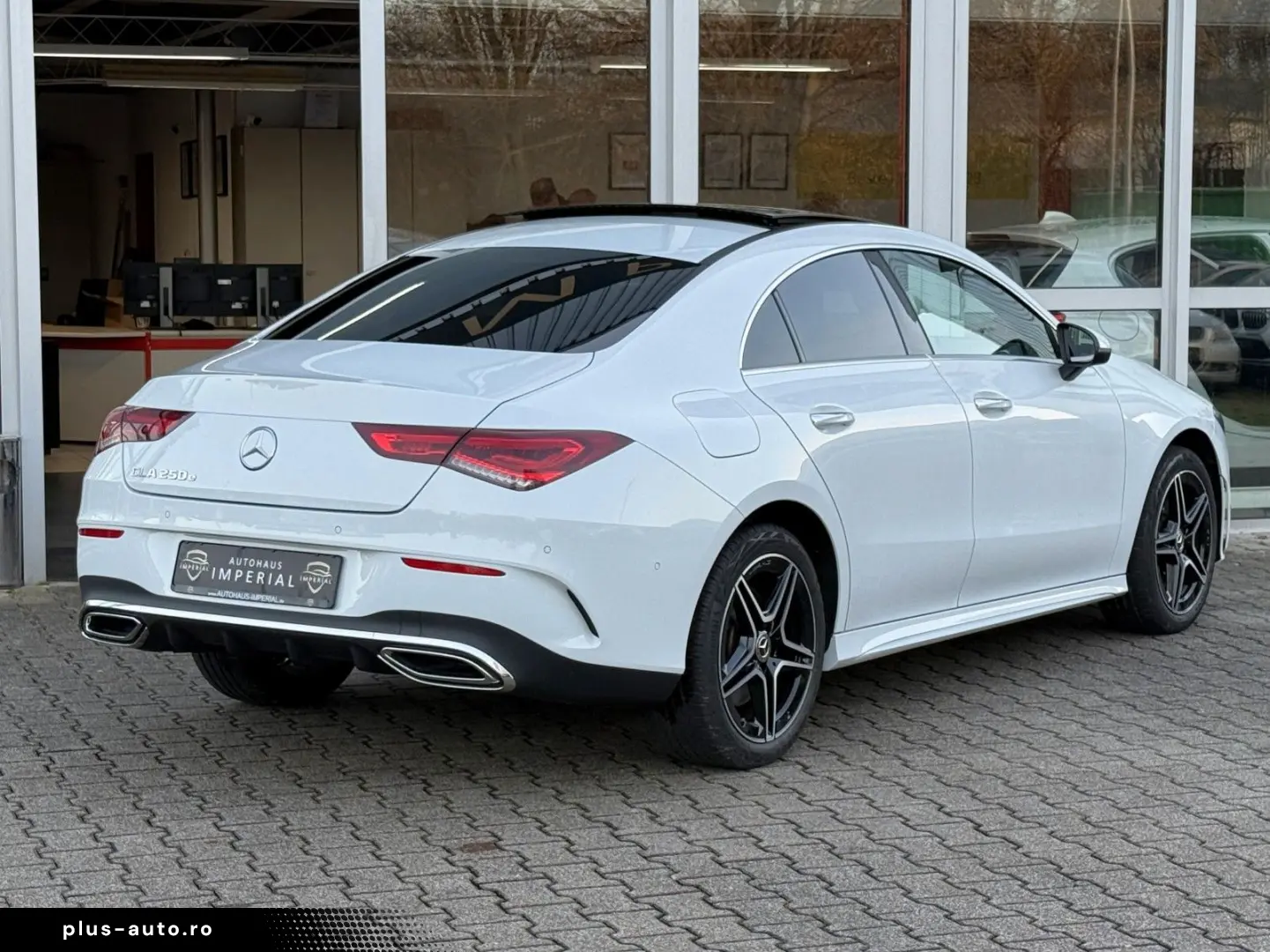 MERCEDES-BENZ CLA 250e Coupe AMG LEDER PANO ACC RFK DAB 18