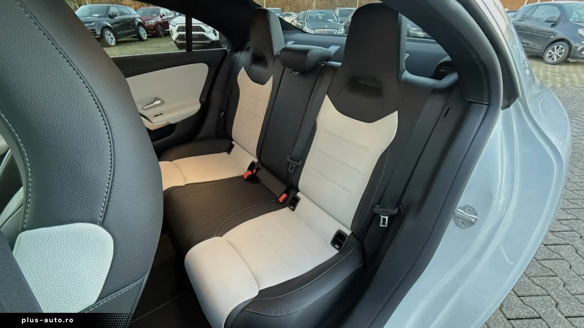 MERCEDES-BENZ CLA 250e Coupe AMG LEDER PANO ACC RFK DAB 18