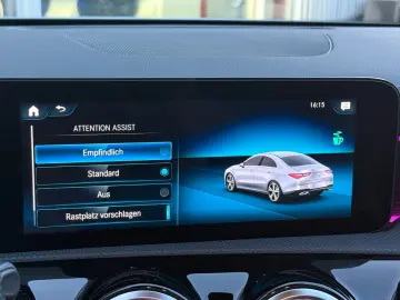 MERCEDES-BENZ CLA 250e Coupe AMG LEDER PANO ACC RFK DAB 18