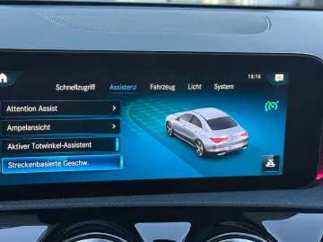 MERCEDES-BENZ CLA 250e Coupe AMG LEDER PANO ACC RFK DAB 18