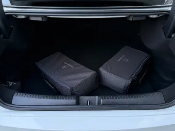 MERCEDES-BENZ CLA 250e Coupe AMG LEDER PANO ACC RFK DAB 18