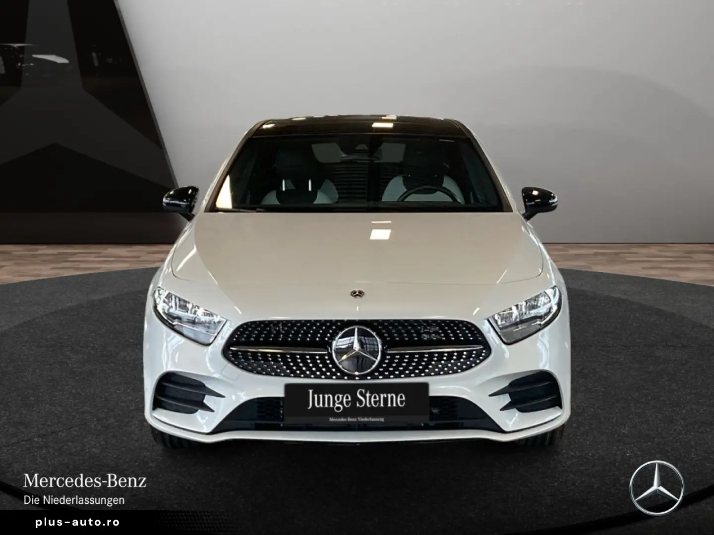 MERCEDES-BENZ A 250 e  AMG Night Pano Keyl Kam Navi  Ambi