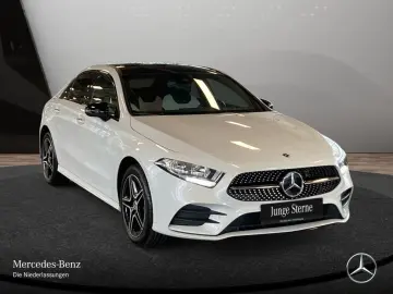 MERCEDES-BENZ A 250 e  AMG Night Pano Keyl Kam Navi  Ambi