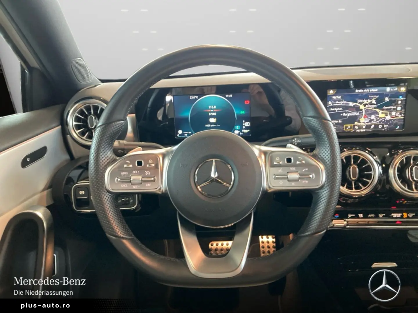 MERCEDES-BENZ A 250 e  AMG Night Pano Keyl Kam Navi  Ambi