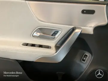 MERCEDES-BENZ A 250 e  AMG Night Pano Keyl Kam Navi  Ambi