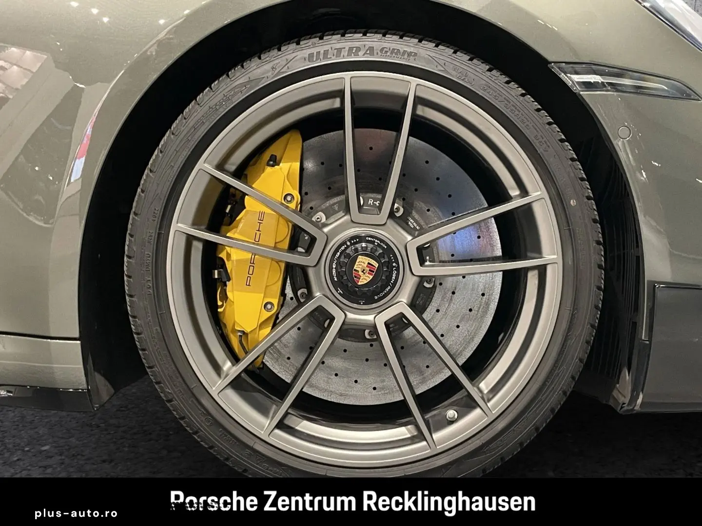 PORSCHE 992 911 Turbo S