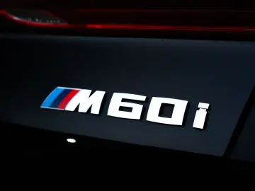 BMW X6 M M60 i xDrive 360 Kamera Voll Digi Pano Appl