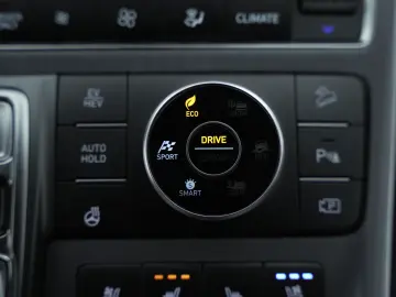 Hyundai Santa Fe 2023 PHEV Luxury