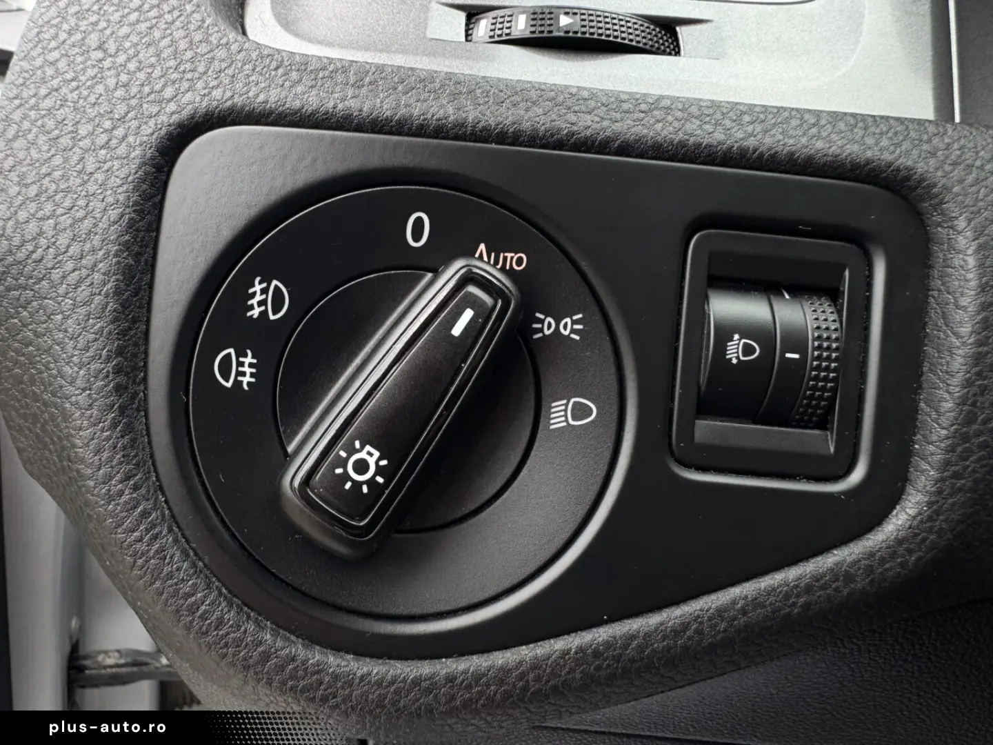 Volkswagen Golf 7 An 2015 Diesel 1.6 TDI