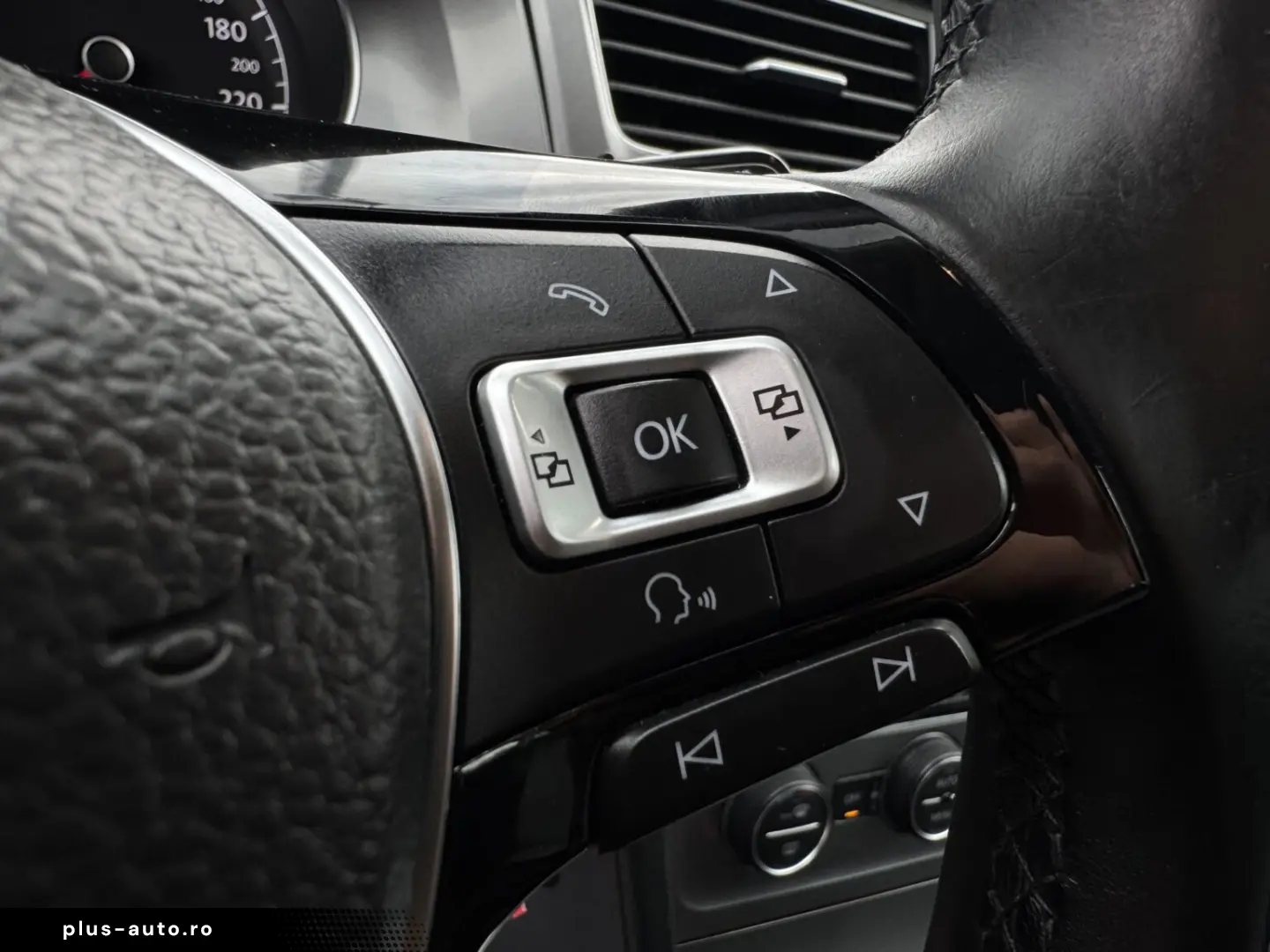 Volkswagen Golf 7 An 2015 Diesel 1.6 TDI