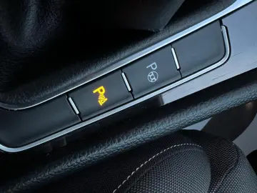 Volkswagen Golf 7 An 2015 Diesel 1.6 TDI