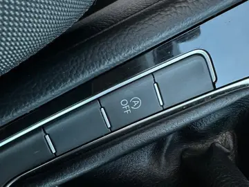 Volkswagen Golf 7 An 2015 Diesel 1.6 TDI