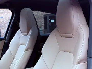 PORSCHE Cayenne Coupe