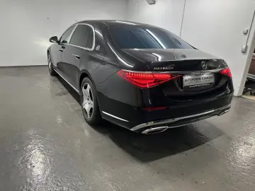 MERCEDES-BENZ S 580 e MAYBACH  BUR 3D FOND ENTERTAINMENT